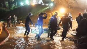 Twelve young boys and their soccer coach are safe, freed from the floods deep inside a cave in now, with the mission over and the boys recovering in the hospital, the full story of the remarkable rescue can be told. Rescued Boys Explain How They Survived In Thailand Cave For 2 Weeks Abc News