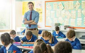 Why Teaching English In Dubai Is A Profitable Deal Careerplanning Englishteacher Placementindia Car Jobs For Teachers Primary School Teacher Male Teacher