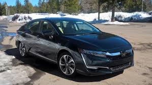 In the pursuit of better fuel efficiency, the honda clarity is one of the most futuristic choices available. Honda Clarity Phev One Car Multiple Personalities Cleantechnica Review Part 1 Thai News Net