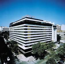 The stylish atmosphere of the altis grand hotel is designed for your comfort inviting you to sit back, relax and enjoy the services we have prepared for you. Hotel Altis Grand Lissabon Vtours