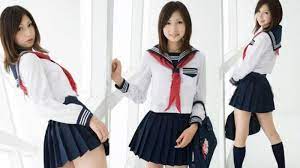 Di jepang, loincloth atau celana cawat dikenal dengan fundoshi dan merupakan underwear tradisional yang sudah tidak lagi populer sejak perang dunia ii berakhir. Dilarang Pakai Celana Dalam Dan Wajib Pakai Rok Mini Ini Aturan Seragam Siswi Di Jepang Tribun Lampung