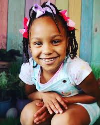 Paris Henderson (@kissmyassholekiddo) • Instagram photos and videos