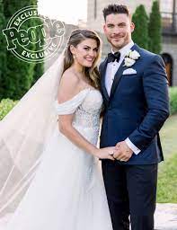 Vanderpump Rules Jax Taylor Marries Brittany Cartwright Inside Their Fairy Tale Wedding In 2020 Wedding Weekend Popular Wedding Wedding