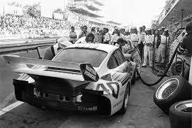 This was jacky ickx's third le mans win alongside teammate gijs van lennep. Le Mans 1976 Porsche 935 Stommelen Schurti Le Mans Porsche Porsche Motorsport