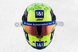 Submitted 2 years ago by f1lover143 sebastian vettel. Formel 1 2021 Die Helme Der Fahrer F1 Insider Com