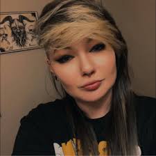 Gallery X Art Collective added...