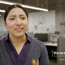 HAPPY-EMPLOYEE_VANESSA