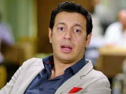 وقد درس في كلية الإعلام قسم العلاقات العامة في جامعة القاهرة. Ù…ØµØ·ÙÙ‰ Ø´Ø¹Ø¨Ø§Ù† ÙŠØ³ØªØ¹Ø¯ Ù„ØªØµÙˆÙŠØ± ØªØ±Ø§Ù†ÙŠÙ… Ø¥Ø¨Ù„ÙŠØ³ Ù…Ø¹ Ø£Ø­Ù…Ø¯ Ø§Ù„Ø³Ù‚Ø§ ÙÙ†