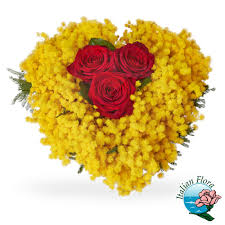 Iva e spese di consegna comprese nel prezzo. Bouquet Di Tre Rose Rosse Con Mimosa