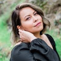 Chelsea Segall's Instagram, Twitter & Facebook