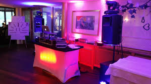 München ist die landeshauptstadt des freistaates bayern und gleichzeitig die größte stadt dieses bundeslandes. Dj Hochzeit Ihr Hochzeitsdj In Munchen Und Ganz Bayern Musik Hochzeit