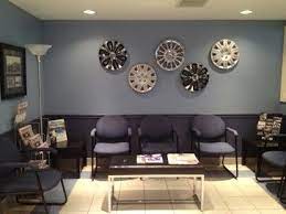 Waiting Room Design Ideas Pictures Remodel And Decor Oficina Mecanica Sala De Design Decoracao