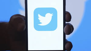 Fleet kullananlar, fleet ve direkt mesajlar aracılığıyla twitter'da daha fazla sohbete katıldı ve twitter'da yeni olanlar, fleet'leri akıllarından geçenleri paylaşmanın daha kolay bir yolu olarak gördü. Twitter Launches Fleets In Us Similar To Facebook Ig Stories Kgw Com