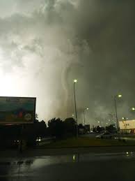 On april 26, 1991, a large tornado outbreak struck the central united states. Tmjxjzqqyggarm