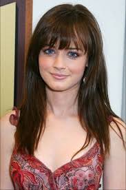 50 Most Flattering Hairstyles For Round Faces Fave Hairstyles Medium Length Hair Styles Medium Hair Styles Hairstyles With Bangs