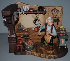 Walt Disney Classics Finishing Touch Pinocchio Geppetto Jiminy Cricket Figaro Ebay Approximately Walt Disney Classics Disney Collectables Disney Figurines