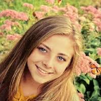 Kylie Bowden's Instagram, Twitter & Facebook