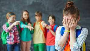 Pada asasnya, gejala buli ini boleh dibahagikan kepada dua iaitu buli mental dan buli fizikal. Lima Cara Mengatasi Bullying Di Lingkungan Sekolah Kompasiana Com