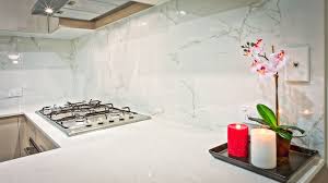 Check out the best backsplash ideas for 2021. 8 Creative Backsplash Ideas To Upgrade Your Kitchen
