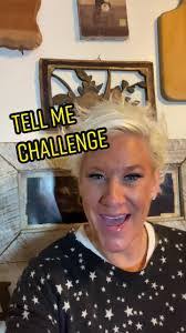 Anna Borrell's Instagram, Twitter & Facebook