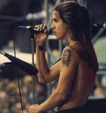 Still dating his girlfriend helena vestergaard? Young Anthony Kiedis Anthony Kiedis Red Hot Chili Peppers Tolle Manner