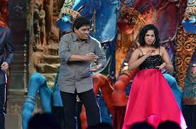 Johny Lever Shares Stage With Daughter On Sony Tv S Comedy Circus Ke Mahabali He has turned preacher and even a worker of miracles, according to hundreds of.