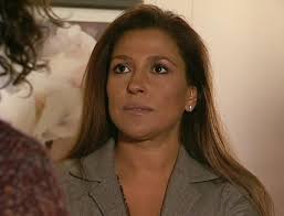 Machos" Sonia enfrenta a Ariel (TV Episode 2003)