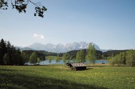 Der schwarzsee ist nicht nur aufgrund seiner herrlichen lage, sondern auch wegen seiner herausragenden wasserqualität wahrlich eine perle der natur. Schwarzsee Swimming Lake In Tirol Austria