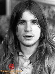 Maybe it's not too late to learn how to love and forget how to hate". Ozzy  Osbourne #AmantiDelRock