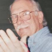 Tom Mcelligott's Instagram, Twitter & Facebook