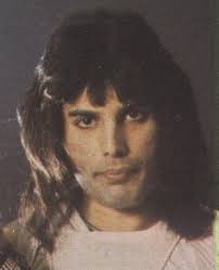Resultado De Imagem Para Long Hair Freddie Mercury Queen Freddie Mercury Freddie Mercury Freddie Mercury Young
