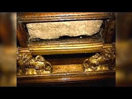 Elizabeth ascended the thrones of these countries at age 25, upon the death of her father. Coronation Chair Alchetron The Free Social Encyclopedia