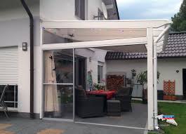 Ein Holz Terrassendach Der Marke Rexocomplete 5m X 3 5m Mit Stegplatten Plexiglas Resist In Weiss Und Reg Sonnenschutz Terrasse Uberdachung Terrasse Stegplatten