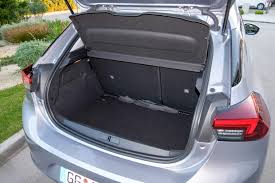 Gagnez de l'argent en effectuant vos recherches directement via notre service. Un Coffre Au Volume Convenable Mieux Que Sur La 208