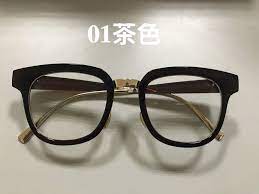 茶色2018夏向け最新最旬芸能人 メガネトレンド 茶縁メガネ おしゃれメガネ ウェリントン ニットキャップ レディース