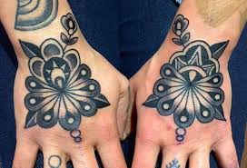 I was blown away at the detail and color of it, but mostly because he was so proud of his daughter's creativity. Bijou Tattoo Startseite Facebook