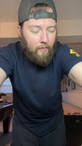 Lindsay Lea's Instagram, Twitter & Facebook