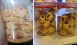 South korea takes food delivery to the next level. Puchong Home Bakery Customers Shocked To Receive Orders Half Eaten By Delivery Riders Trp