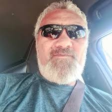 Chris Arniotis's Instagram, Twitter & Facebook