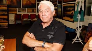 Jiří krampol (born 11 july 1938 in buštěhrad, kladno district) is a czech film and theatre actor. V 6qmmk7izenrm