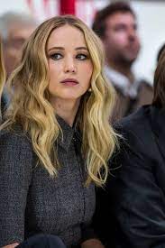 15 августа 2020 / кинорепортер. Jennifer Lawrence At The Christian Dior Show Fall Winter 2019 2020 Jenniferlawrence C Jennifer Lawrence Hair Jennifer Lawrence Blonde Jennifer Lawrence Style