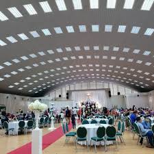 Dewan sri iskandar yang terletak di setiawangsa kuala lumpur senang di akses kerana berhampiran lebuhraya duta ulu kela table decorations decor table settings. Fotos En Dewan Sri Iskandar Taman Setiawangsa 1 Tip De 991 Visitantes