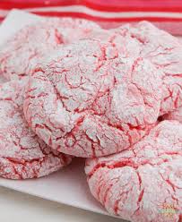 Strawberry cookies with cake mix are also my favorite cookies to bake with my toddlers because it holds their attention span and doesn't get too messy. Rc6bmstxi1df M