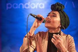 3.002.229 views2 years ago yuna. Lirik Lagu Don T Blame It On Love Yuna Pink Sweat