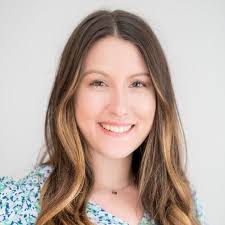 Amanda Schaap's Instagram, Twitter & Facebook