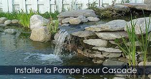 Cascade Et Chute Pour Bassin La Pompe Trucs Et Astuces Garden Waterfall Pond Waterfall Waterfall Landscaping