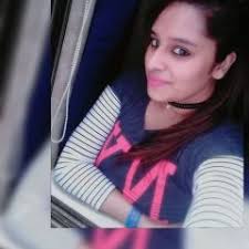 Aalia Khan (@babeaalia)