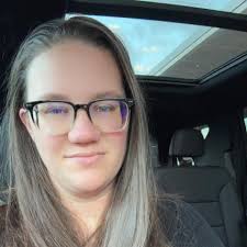 Does anyone know when kindergarten and third grade start in Bellevue? I  know they're staggered. I lost my paper.￼