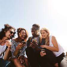 Juego competitivo, de relevos, de habilidad, movido (opcional: 18 Juegos Al Aire Libre Para Jovenes Los Mas Divertidos