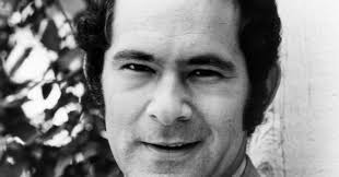Stuart Margolin, Actor From 'The Rockford Files,' Dead at 82